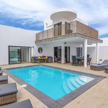 Villa Colina Playa Blanca