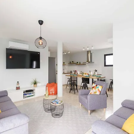 Colina * Πλάγια Μπλάνκα