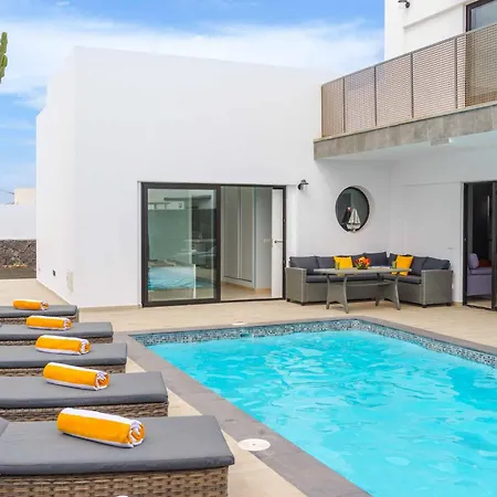 Colina * Πλάγια Μπλάνκα